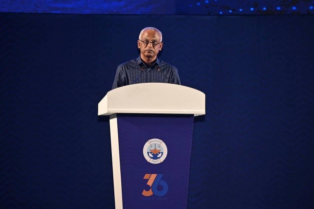 Viyafaari ban'dharuthakakee qaumegge iqthişaadhee enmehai ḩarakaaiythakuge maibadha – Raees