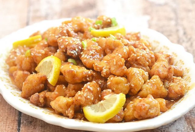 Hukuru Malaafaiy: Honey Lemon Chicken