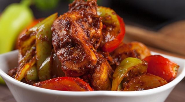 Hukuru Malaafaiy: Devilled Chilli Chicken