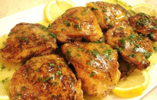Hukuru malaafaiy: Lemon Honey Chicken