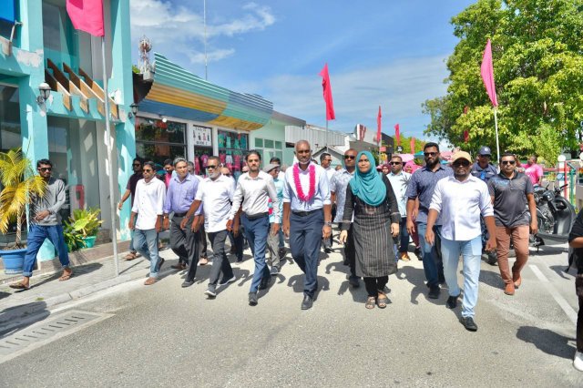 Tharahgee ge gothun Thinadhoo city akah hadhaanee alhugandu: Muizzu