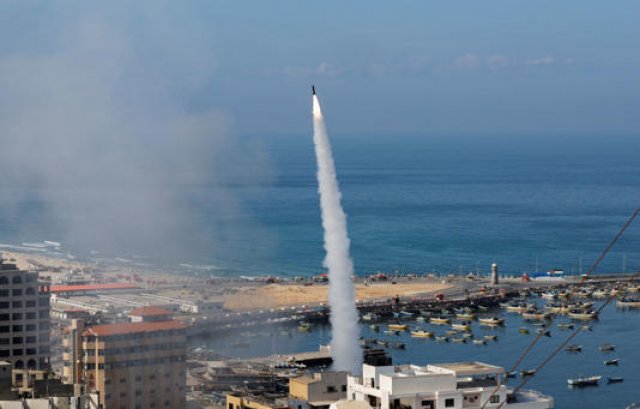Israil sihsuvailai rocket hamala dheyn fashaifi