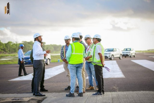 Domestic airport thah hingaanee dhiveheen: Ameen