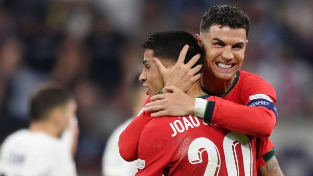 Penalty jahaigen Slovenia balikoh Portugal quarter final ah