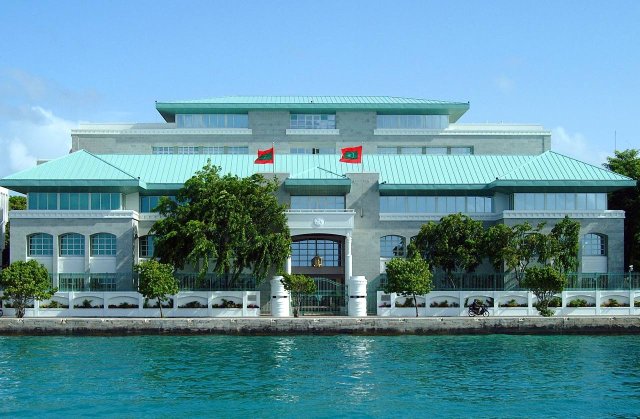 OPINION: Dhivehi raajje thoofaaneh ge thunfah mahchah!