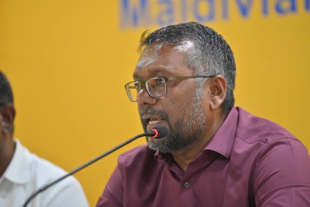 Raajje north korea ge haalathah sarukaarun vattaalaifi: Fayyaz