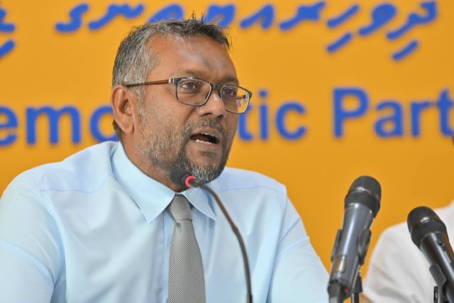 Palestine conference gai Minister Khaleel baiveri nuvumun Fayyaz ge faadu kiyun