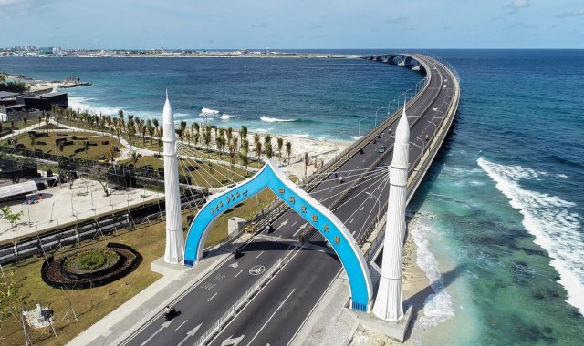 Sinamale bridge gai 2 car eh jehi nurakkatheri 2 accident eh