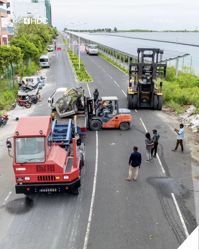 Gavaidhaa hilaafah Hulhumale maguthakugai huri ulhandhuthah maadhama naganee