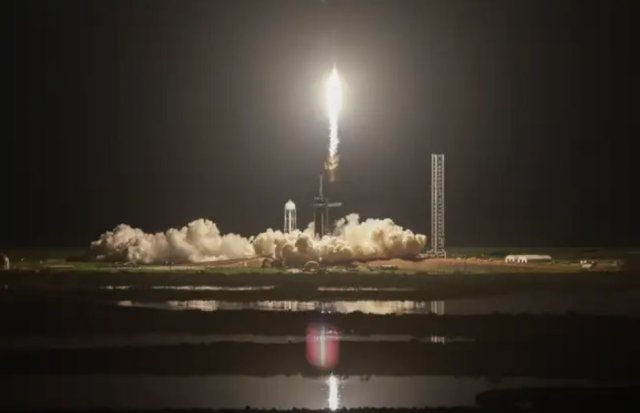 5 meehunna eku SpaceX ge enme nurahkaatheri dhathuru fashaifi