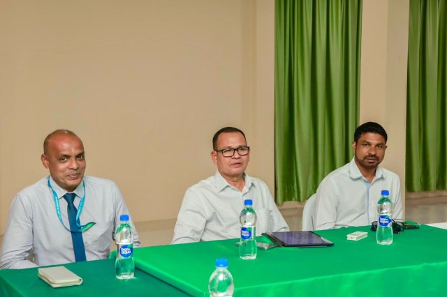 Hirimaradhoo ge mulhi aabaadhee badhaluvaanama Thulusdhoo in maruhaba kiyanee