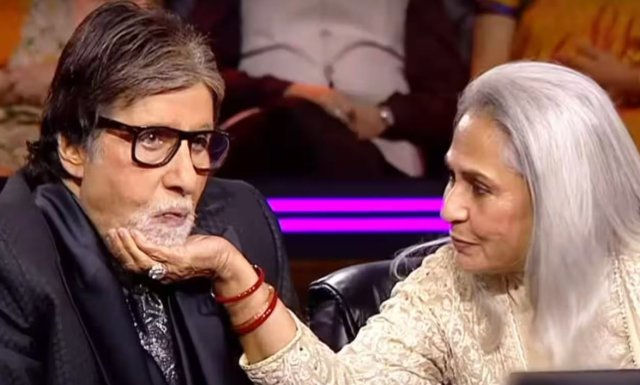 Jaya bollywood dhookohlee Amitabh ge sababun tha?