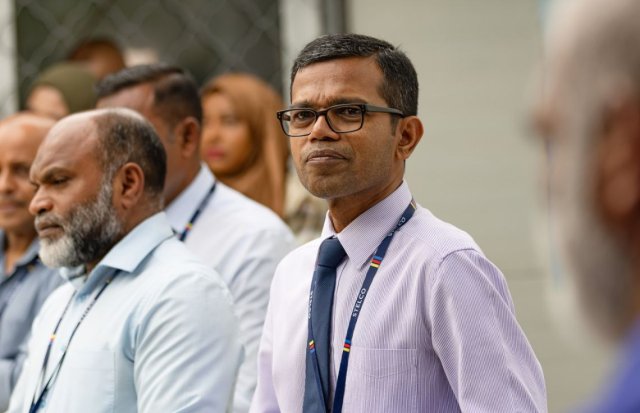 Vaki kuri muvazzafun ge Adhadhu haama koffi nama foonubehdhey varuge gellumeh libeyne: Stelco