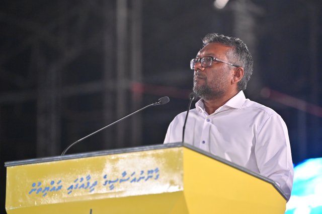 Islam maahdhaa dhivehi bahun kiyavaidheegen dheenee loabi ufedheyne kamah nubelevey: Fayyaz