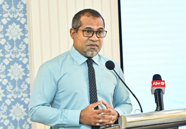 Foreign minister haleel ge maslahathu oiy kunfunyakun ves hulhumale in bimeh ganefi