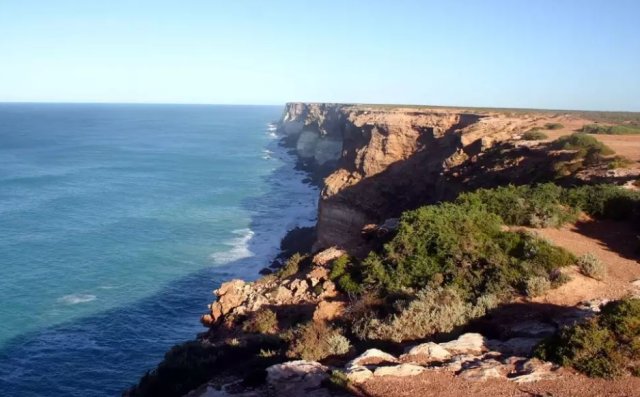 Australia ge Bunda Cliffs: Mi'ee dhuniyeyge kolhutha?