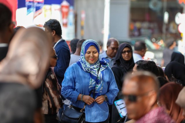 Ekaniveri main ge inaayaiy bodukuree iyye, miadhu kudakoffi