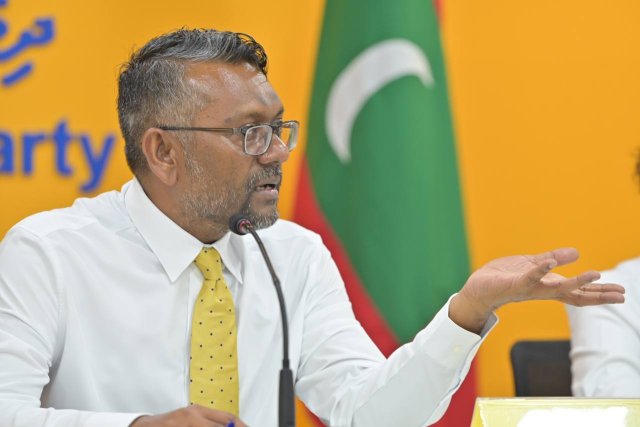 Fandiyaarun vakikurumuge baaru raiyyithunnah dheyn jehey: Fayyaz