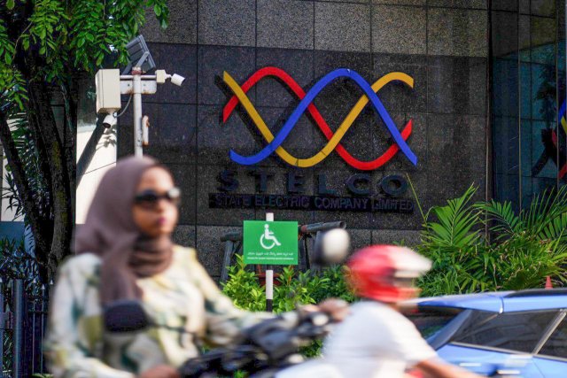 Cable eh halaaku vegen male' ge gina sarahahdhu thakun karantu kendijje