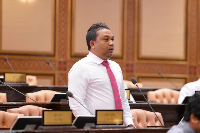 Baaru gadha vazeerunnaa 