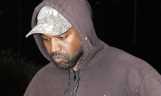 Hitler ge hayaathah hedhi lava aa eku Kanye West hoonu fenah!
