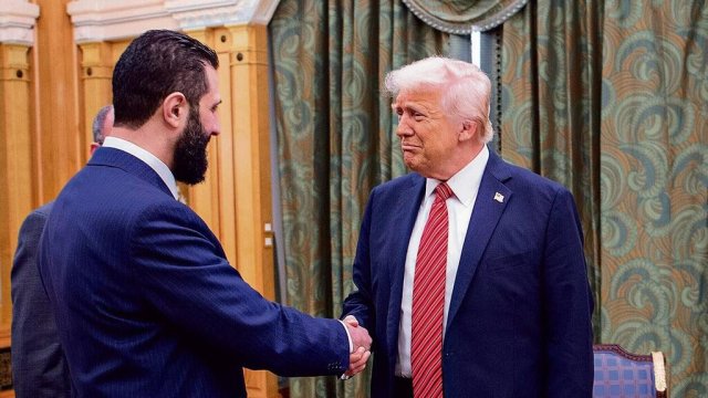 Syria aa dhekolhah elhi dhathikurumuge fiyavalhu thah rasmee koh uvaalaifi