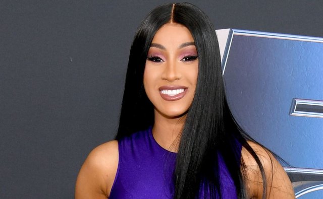 Dharinge kharadhu nulibeythee Cardi B ge rulhigan'du falhaigen hingajje