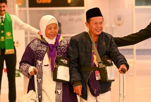 40 aharu faisaa jamaa koh enme fahun hajj ge huvafen hageegathakah hadhaifi