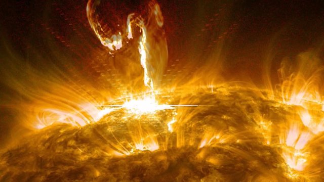 Nasa in fahuge solar flare dhiraasaa kuran fashaifi