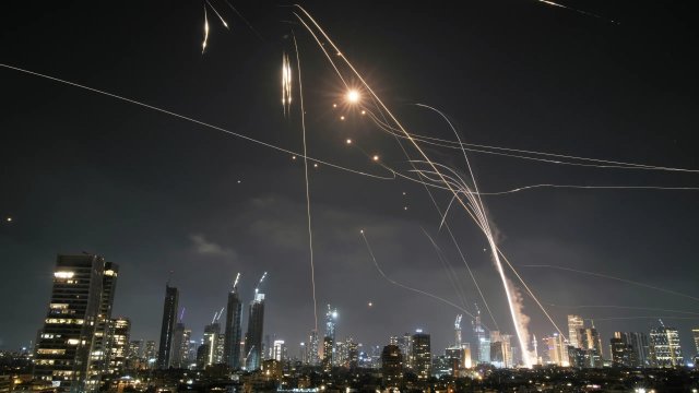 Iran ge hamala thakun salaamaiy vaan America in dhanee yahoodheen ah ehee vamun