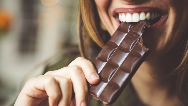 Mi othee chocolate kaanvee ithuru sababeh!