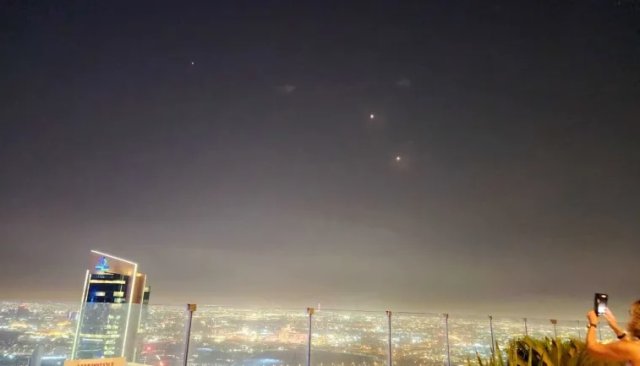 BREAKING NEWS: Qatar gai hunna america ge military base thakah iran in missile hamalaa thakeh dheefi