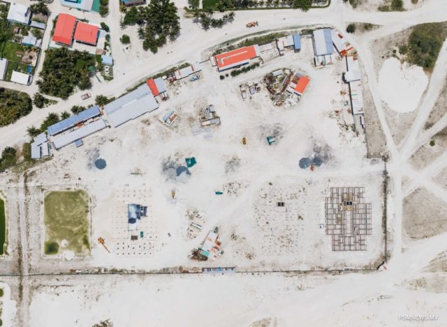 Kulhudhuffushi 400 housing mashroou huttifai, aa contractereh hoadhanee