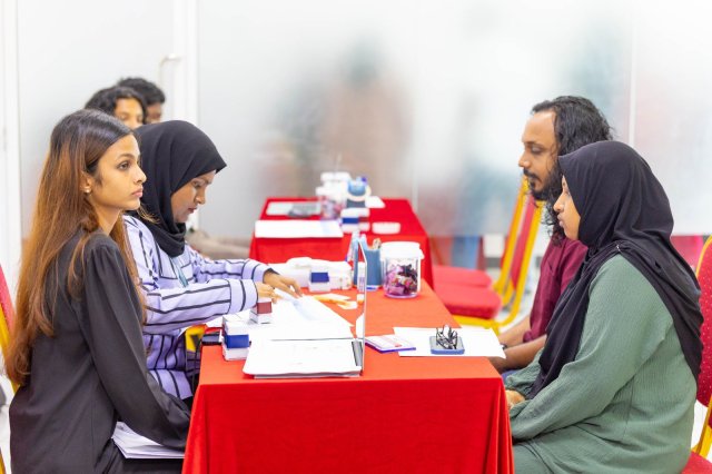 Gulhifalhun goathi libunu faraaiythakah registry dhoo kuran fashaifi