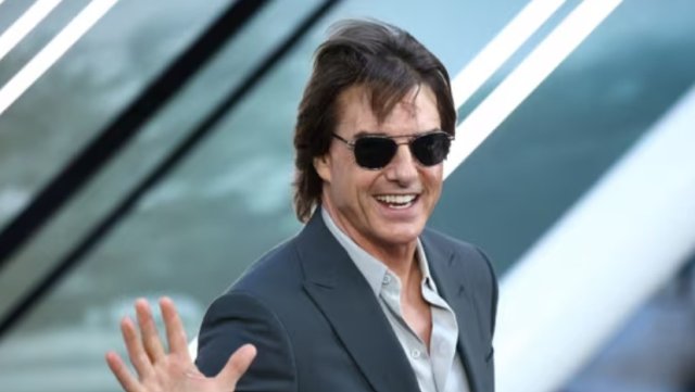 Mash'hooru vumuge kurin amilla nan badhalu kuri hollywood ge baeh tharin!
