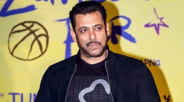 Salman aa bahdhalu kuran fili kuda kudhin thakeh hoadhaifi