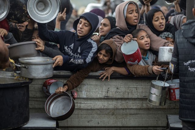 Haihoonu kamugai ithuru 3 meehaku Palestine in shaheedhu vejje