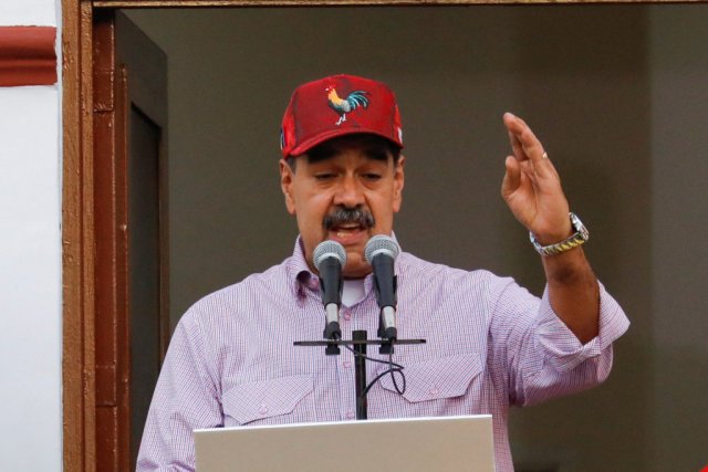 Venezuela ge raees hayyaru kuraa faraathakah America in 50 million dollar dhenee