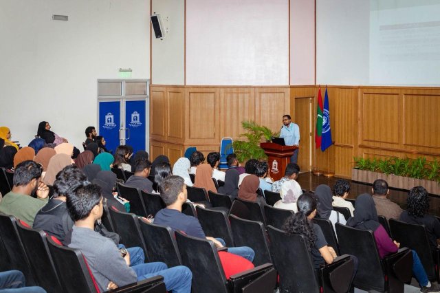 BML islamic in MNU gai financial literacy session eh baavvaifi 