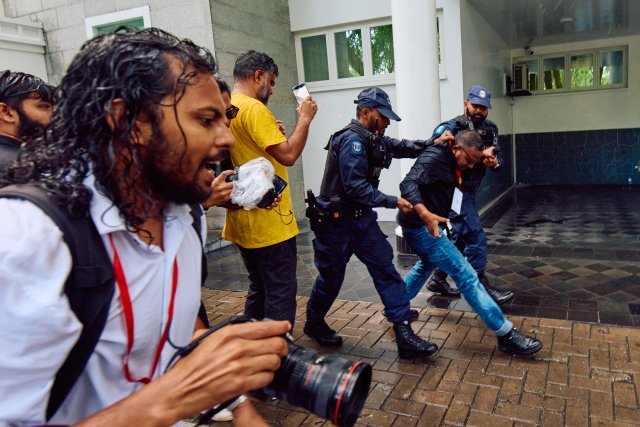 Sarukaarun Media gai thalhu alhuvan ninmumaaeku dhuniyeyge noosthakuge fala suruheeah Raajje
