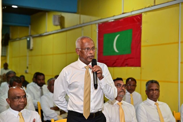 Sarukaarun ulhenee minivan media maraalan: raees solih