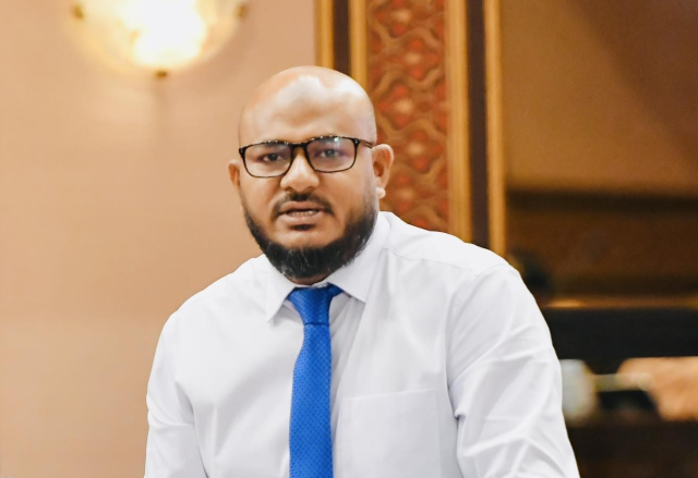 Shujauge maalee bayaan: Hiley libunu roa house eh ebahuri