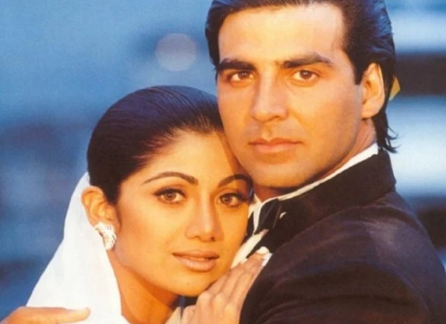 Shilpa aai Akshay ge loaibah vee kihineh?