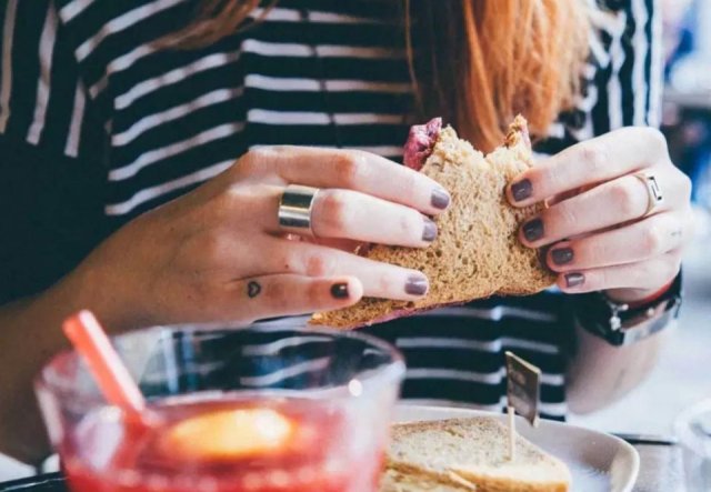 Maa avas aruvaalaigen kaanama barudhan ithuru vey!