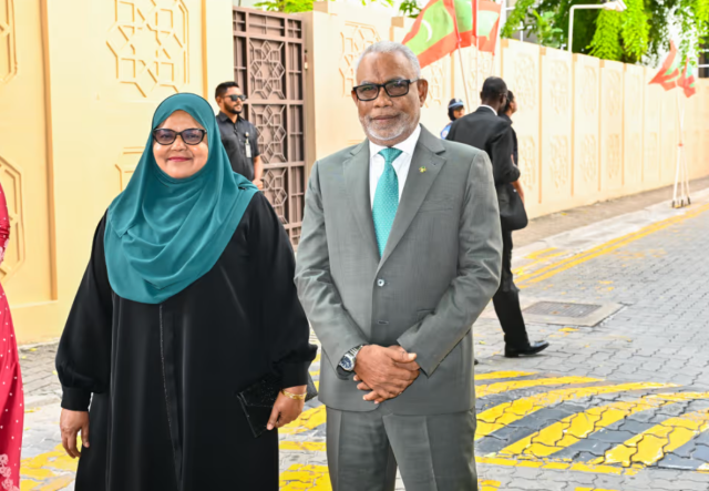 Fonadhoo gai housing unit alhan havaalu kuree Abdulraheem ge anbikanbalun ge kunfunyah