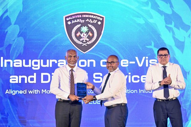 Passport hehdhumaai, Visa aai eku Immigration ge hurihaa hidhumatheh Digitalize kohfi 