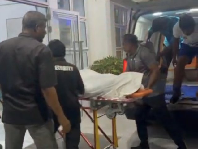 Farah eri boat in gehlunu bidheysee meehaa maruvefai ovva fenijje