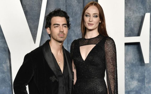 Roolhunu kaivenyaa beheygothun Sophie bunee keekey?