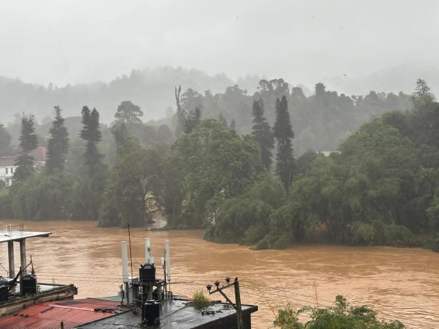 Lanka ge Nuwara Eliya ah dhiya dhivehi aailaaehge habaru nuvegen hoadhanee