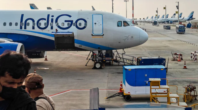 Pilot in madhuve, Indigo ge gina adhadhehge flight thah dhanee cancel kuramun
